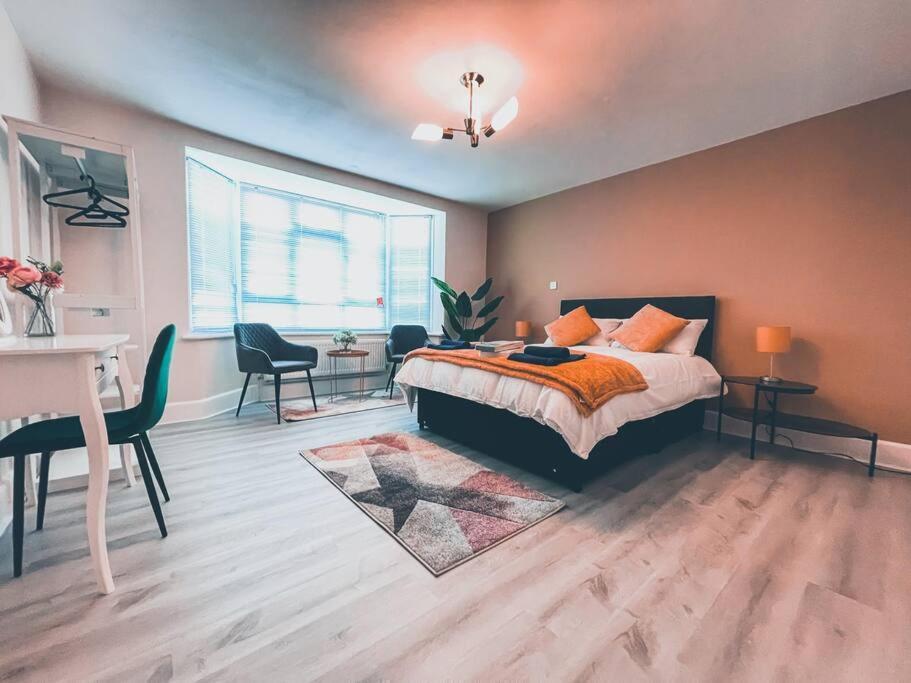 Modern 3 Ground Floor Parking And Garden Leilighet Bournemouth Eksteriør bilde